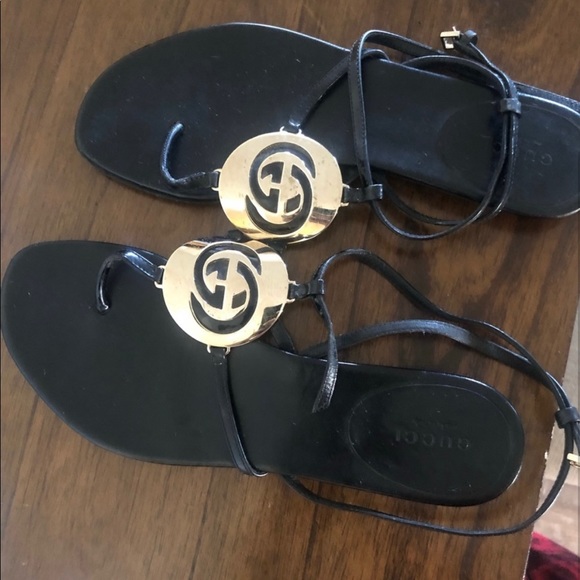 Gucci Sandal - Picture 1 of 3